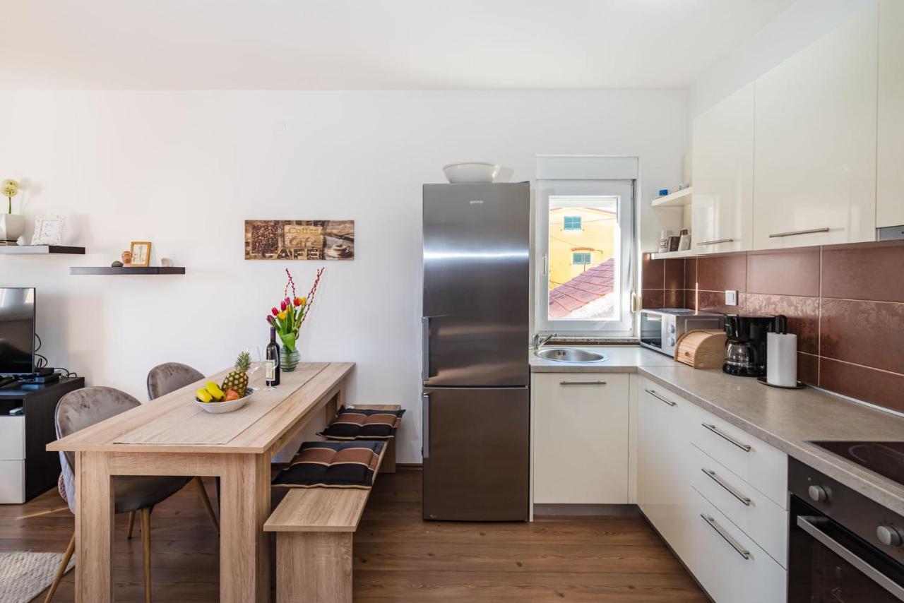 Apartment Karla ซาดาร์ ภายนอก รูปภาพ
